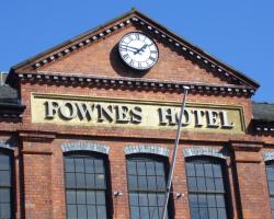 Fownes Hotel