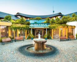 Maximus Resort