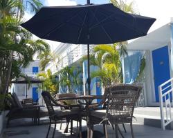 Miami Beach Byron Suites