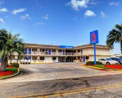 Motel 6-Slidell, LA - New Orleans