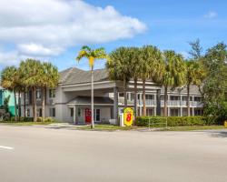 Super 8 Motel by Wyndham near Fort Lauderdale Arpt