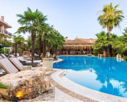 Achtis Hotel