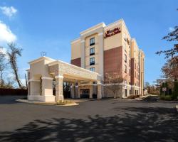Hampton Inn and Suites Camp Springs