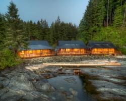 Wild Renfrew Seaside Cottages