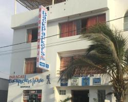Paracas Backpackers House