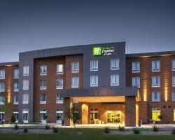 Holiday Inn Express and Suites Madison Central by IHG