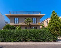 Mariette Rhodes Urban Suites