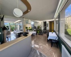 Hôtel Au Val De Saône PARKING GRATUIT, Wi-fi Haut Débit