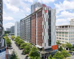 Ibis Saigon South