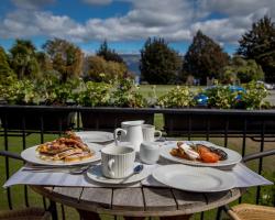 Te Anau Lakefront B&B