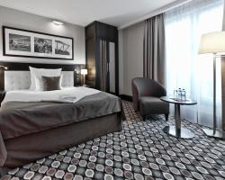 Red Baron Hotel & Restaurant