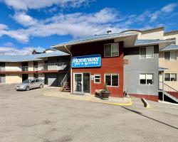 Rodeway Inn & Suites