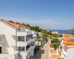 Apartments Dobrila