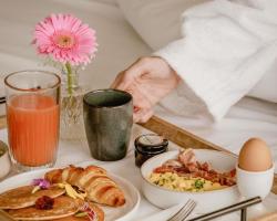 Novotel Lyon Centre-Confluence Bord de Saone