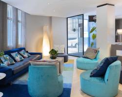 머큐어 니스 센터 그리말디