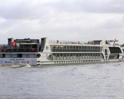 Baxter Hoare Hotel Ship Düsseldorf