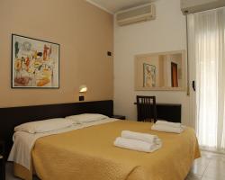 Hotel Villa Dina