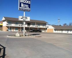 Brooks Motel