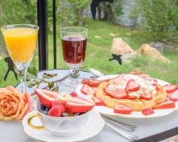 Noble House Suites B&B