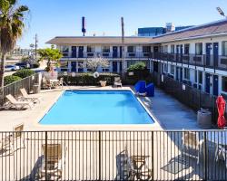 Motel 6-Galveston, TX