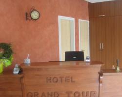 Hotel Grand Tour