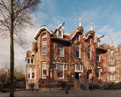 Adam's Museum House