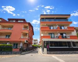Villa & Apartments Antigona