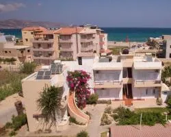 Yannis Apartments