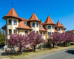 Hajdú Kastély Hotel