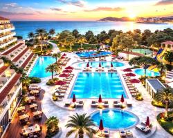Batıhan Beach Resort & Spa