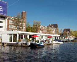 Modern Houseboat Apartment in Amsterdam with Terrace