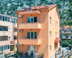 Marinero Apartments