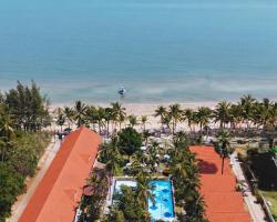 Dolphin Bay Beach Resort