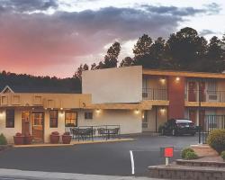 Kings House Motor Hotel, a Dazzler Select by Wyndham