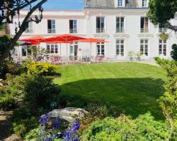 Logis Hôtel & Restaurant Chateau de la Marjolaine