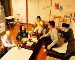 Osaka Tomato Guesthouse