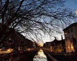 ----- The Boheme Navigli Junior Suite ----- Quiet & comfy vintage Junior Suite with cozy balcony - high floor lift to 4th floor 1 floor by walk - metro' verde -green subway Porta Genova