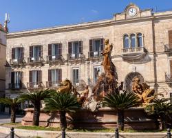 Archimede Charm B&B - Historical Palace in Ortigia