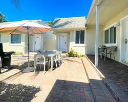 Hollywood Broadwalk Oceanside Hotel