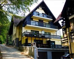 Apartament Kalinderu K1 Bușteni