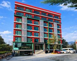 WE Valley Hotel