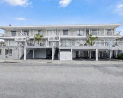 Sunset Beach Hotel