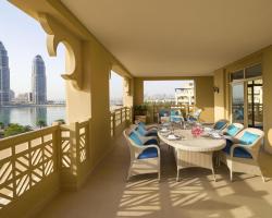 Grand Hyatt Doha Hotel & Villas