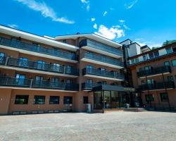Hotel Chrys