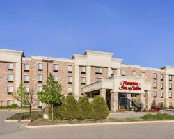 Hampton Inn & Suites West Bend