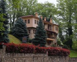 Roes Suites