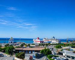 City Life Port Hotel