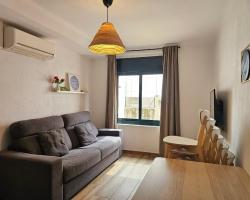 Apartments Sant Lluis CENTER, 2 min walk from the sea