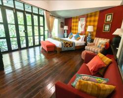 Zantiis Ndol Villas