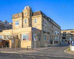 The Sandringham Hotel